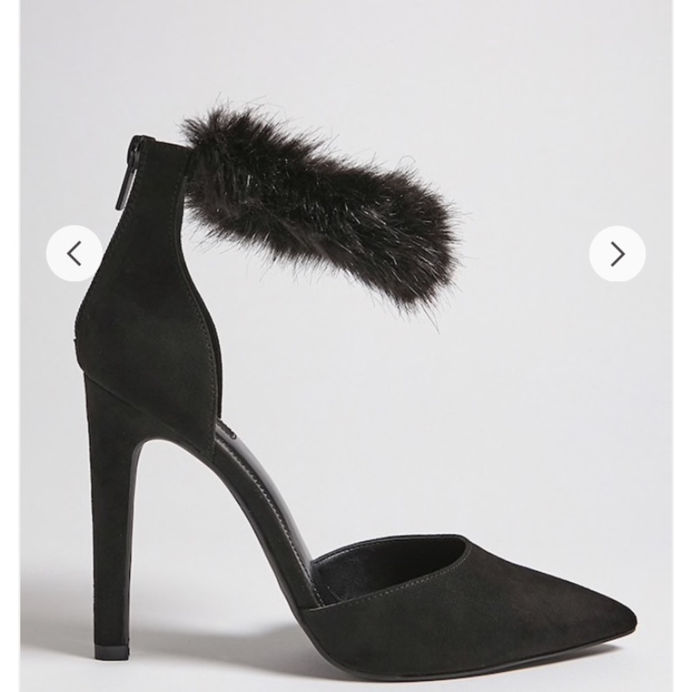 Black ankle strap heel🖤